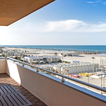 Crima Mare Luxury Apartman Misano Adriatico Kültér fotó
